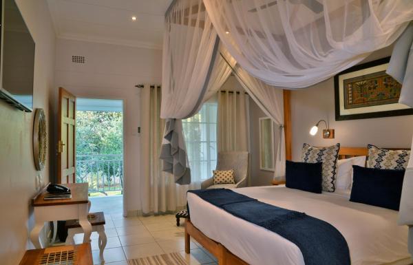 High School Team Building Camp: Victoria Falls (Tatenda Safari Lodge)